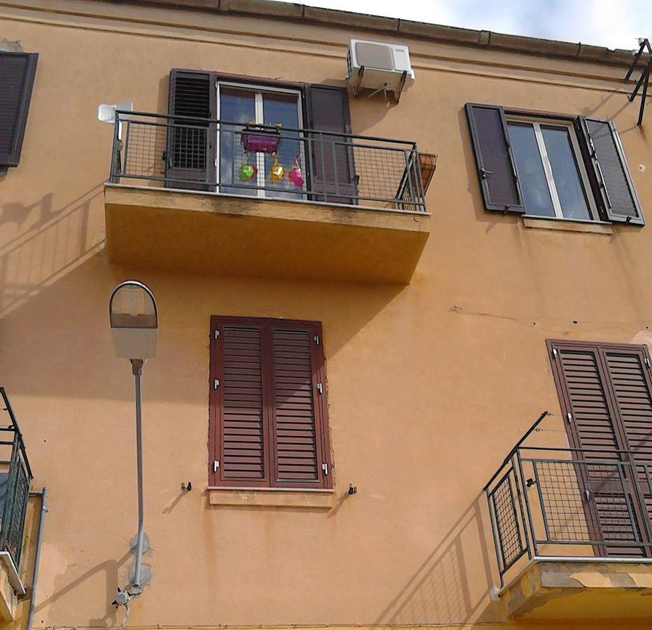 Bed And Breakfast Mielezenzero Agrigento Exterior foto